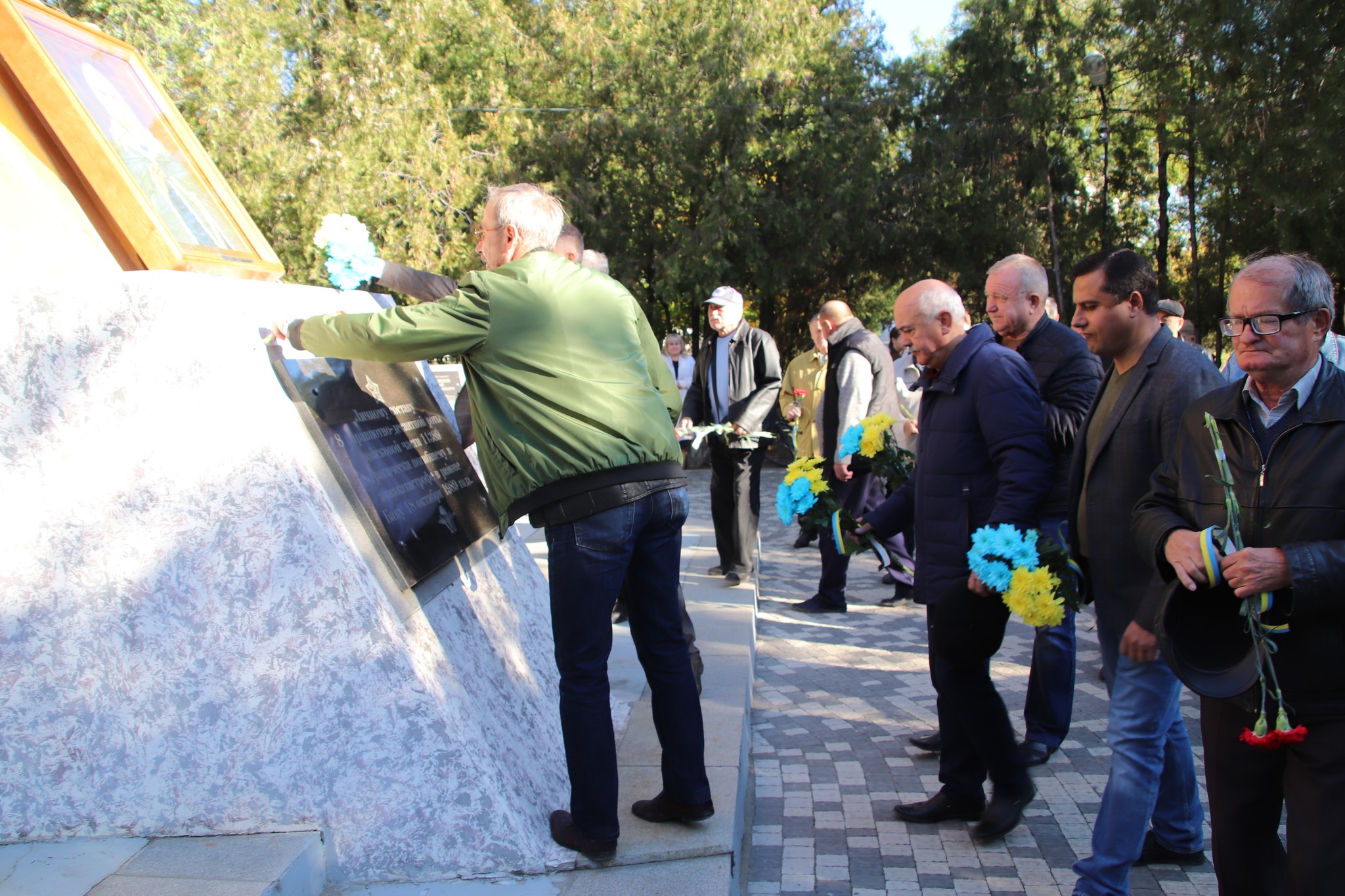 33 года памяти - в Болграде почтили память погибших воинов Восьмой парашютно-десантной роты, разбившейся над Каспийским морем