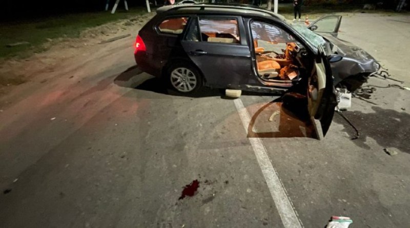 Першу допомогу постраждалому в ДТП на околицях Ізмаїлу водію BMW надали прикордонники, які несли службу неподалік