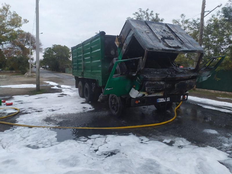 Ранкова пожежа в Ізмаїлі - на вулиці Єдності загорілася вантажівка