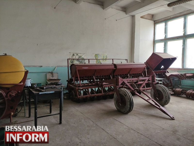 "Закрити такий заклад - це злочин перед майбутнім дітей": професійний аграрний ліцей у Старокозачому "доживає свої останні дні"