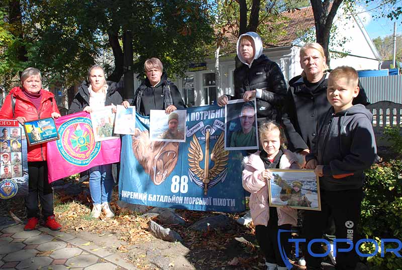 У Болграді відбулась акція підтримки військовополонених з острова Зміїний (відео)