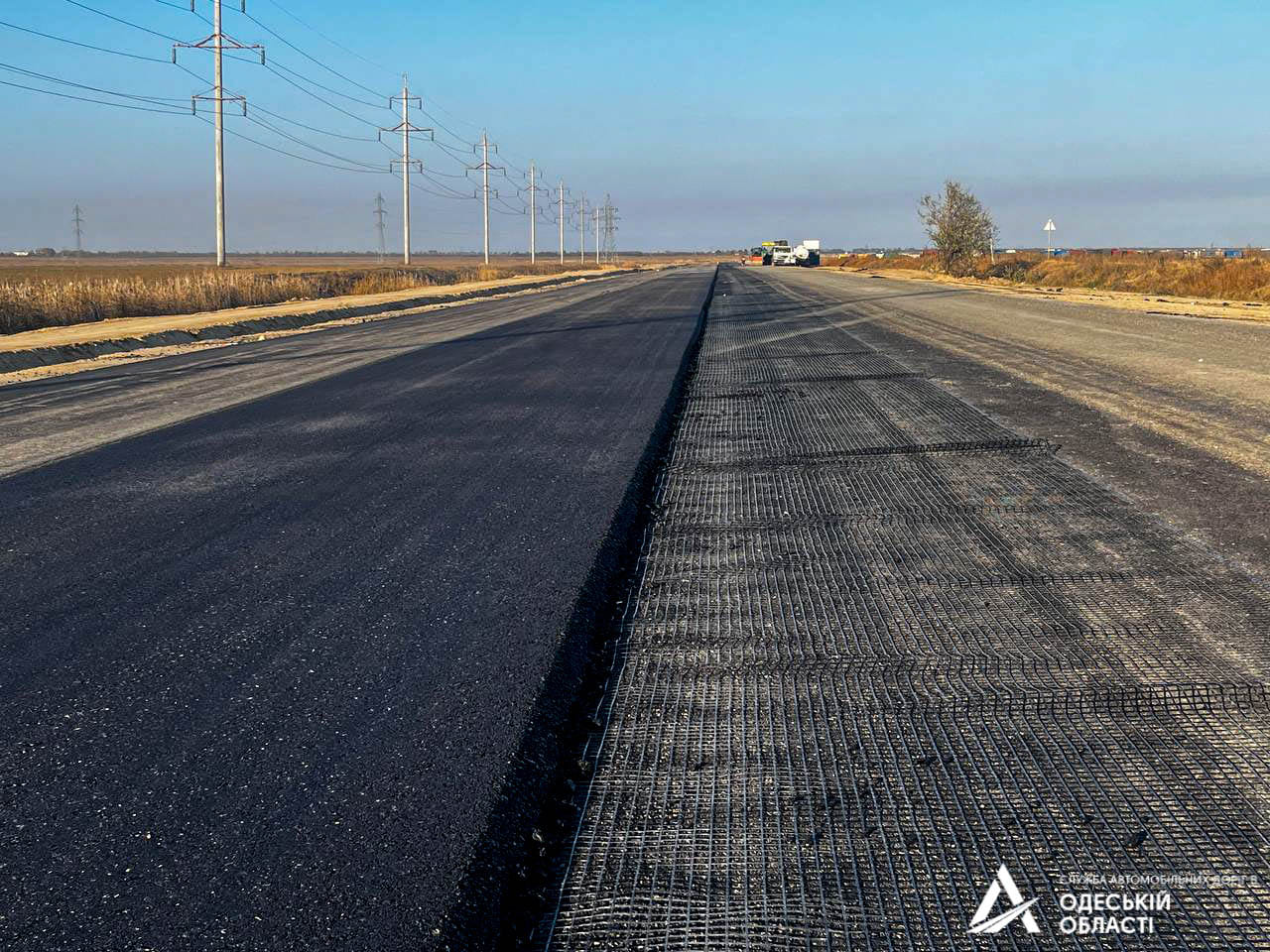 В Службі автомобільних доріг прокоментували вдосконалення в Бессарабії майданчиків для піску і солі, а також - стоянок для вантажівок