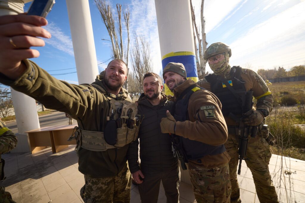 Зеленський приїхав у звільнений Херсон