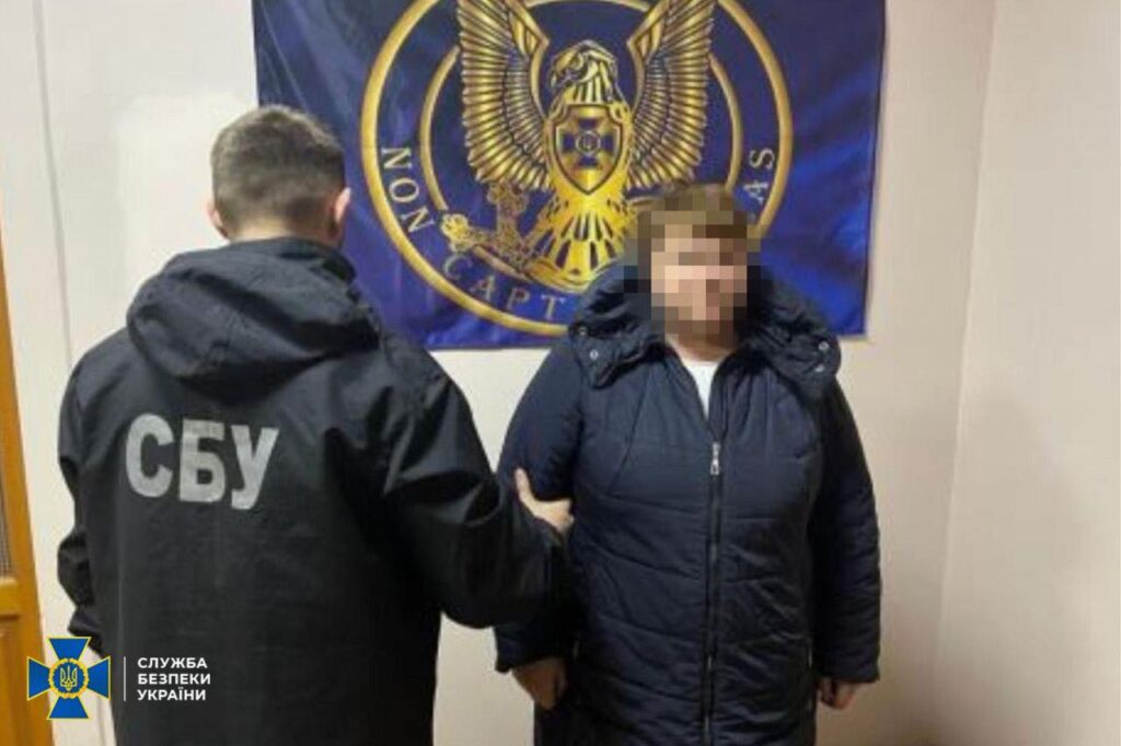 Збирала кошти для допомоги військовим рф: на Одещині затримали чергову прихильницю "руського міра"