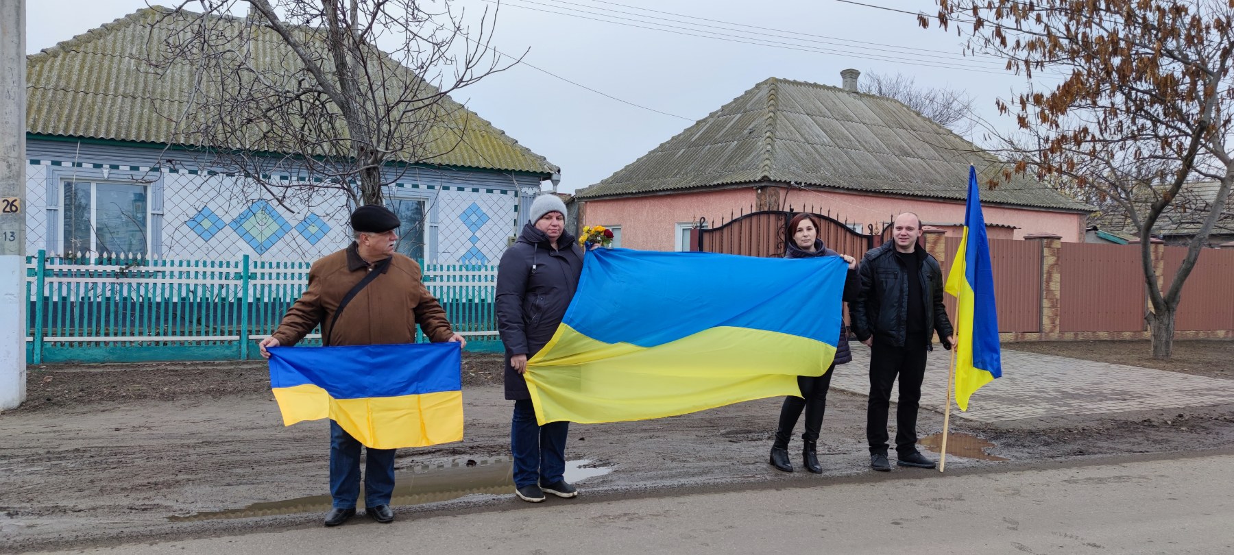 Килийцы живым коридором встретили павшего за Украину Руслана Мельниченко