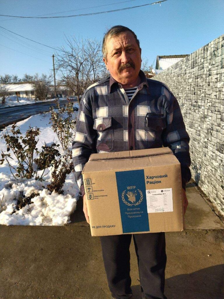 Переселенцы и нуждающиеся жители Бессарабии в очередной раз получили продуктовые наборы от "Фонда Добра и Любви" Александра Дубового