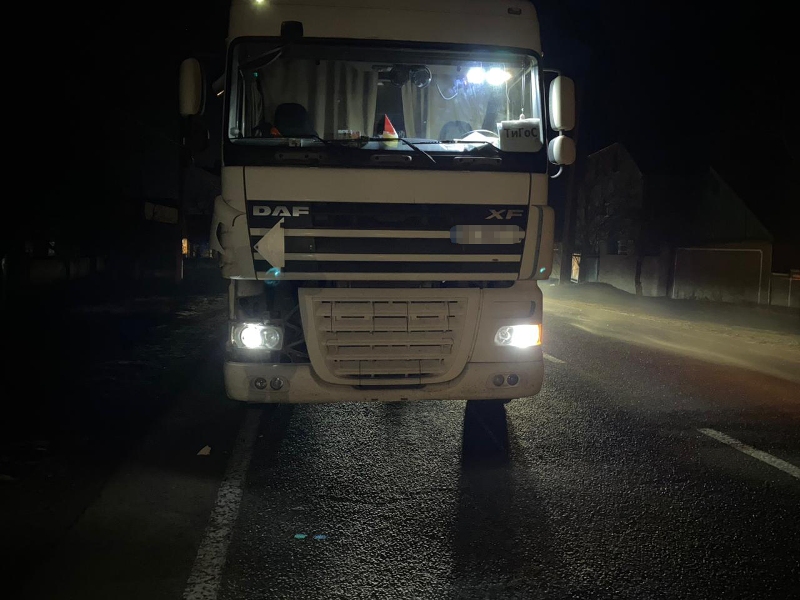 Ослепили фары встречного авто: на трассе Одесса-Рени возле Татарбунара ночью фура сбила летнего пешехода