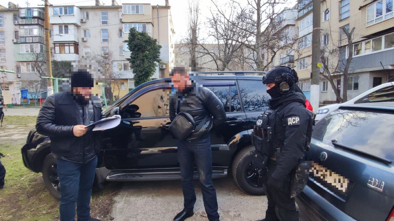 В Одесской области правоохранители провели успешную операцию по разоблачению серьезных криминальных авторитетов - кураторов, "смотрящих" и учебников россиян