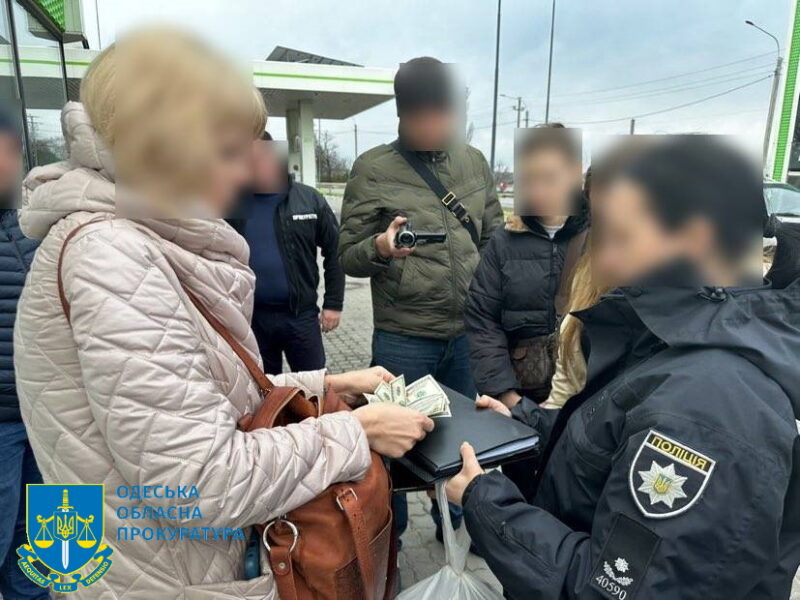 В Одесской области задержали группу госчиновников в сфере судоходства - они наладили схему "выкачивания" денег из представителей бизнеса