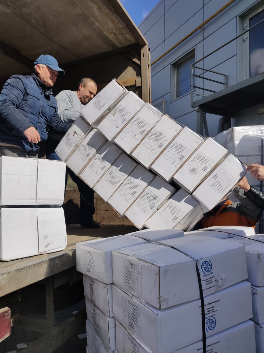 Гуманитарный штаб оказал очередную помощь Болградскому району. Что получено и кому распределят?
