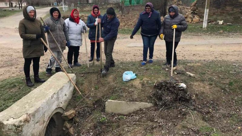Весенняя "генеральная уборка": в селах Арцизской общины проводятся активные работы по благоустройству