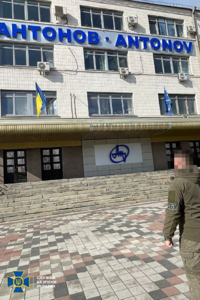 Екскерівникам ДП «Антонов», чиї дії призвели до знищення «Мрії», повідомлено про підозру у перешкоджанні діяльності українських військових
