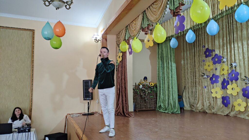 "Фонд Добра та Любові" організував у Білгород-Дністровському будинку-інтернаті концерт, у якому прийняли участь вихованці Шабівської музичної школи