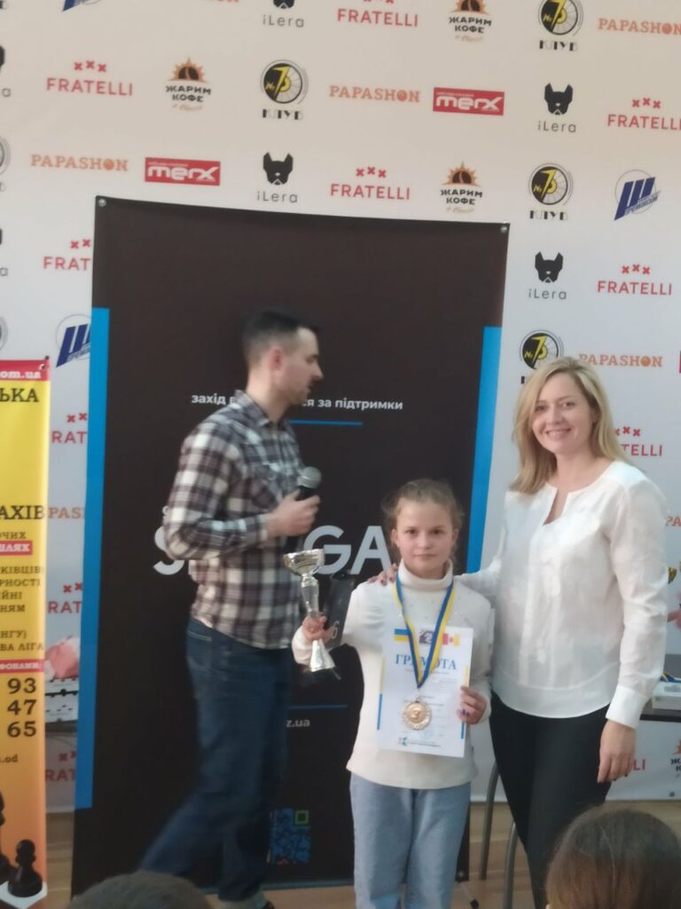 Саратская девочка 12 лет стала чемпионкой Одесской области по шахматам