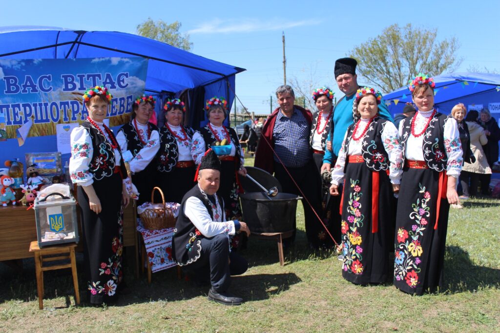 На благотворительной ярмарке, которая состоялась в Сафьяновской общине, удалось собрать более 150 тысяч гривен