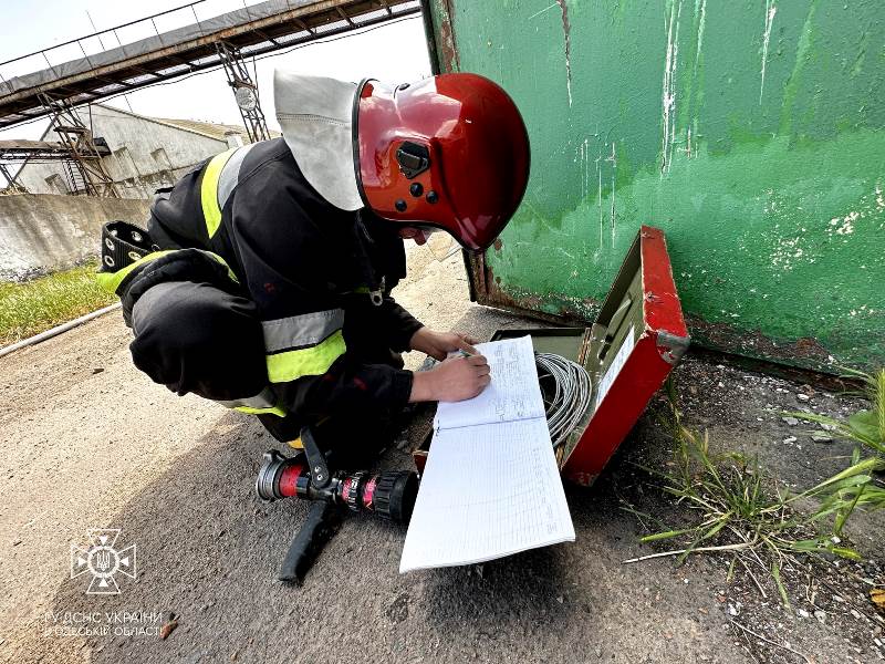 В Аккермані пройшли масштабні тактико-спеціальні навчання щодо ліквідації пожежі та порятунку людей