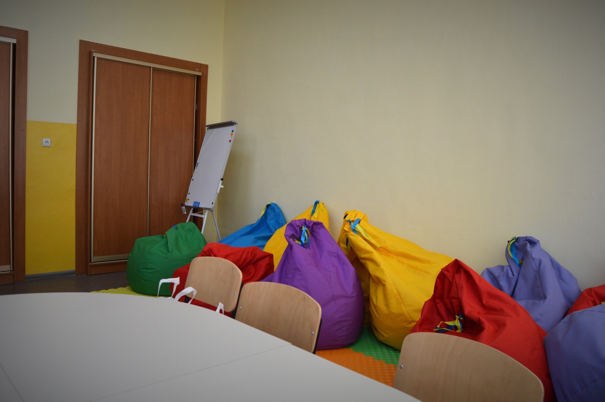 Психологічна та соціальна допомога дітям шкільного віку: у Шабо відкрили кімнату підтримки