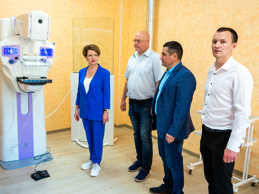 Лучше предупредить, чем лечить: теперь пациентки Татарбунарской больницы могут проходить обследование на современном маммографе