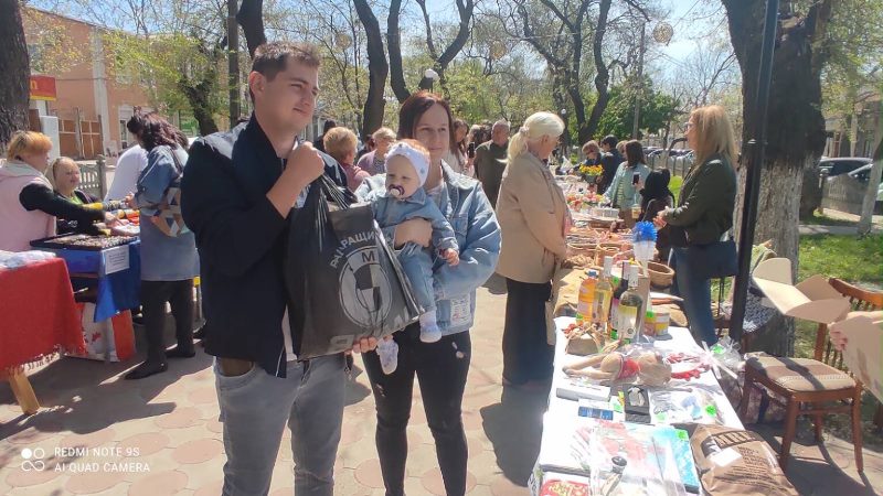 Кондитеры Болграда особо отметили свой профессиональный праздник - устроили благотворительную ярмарку в поддержку ВСУ