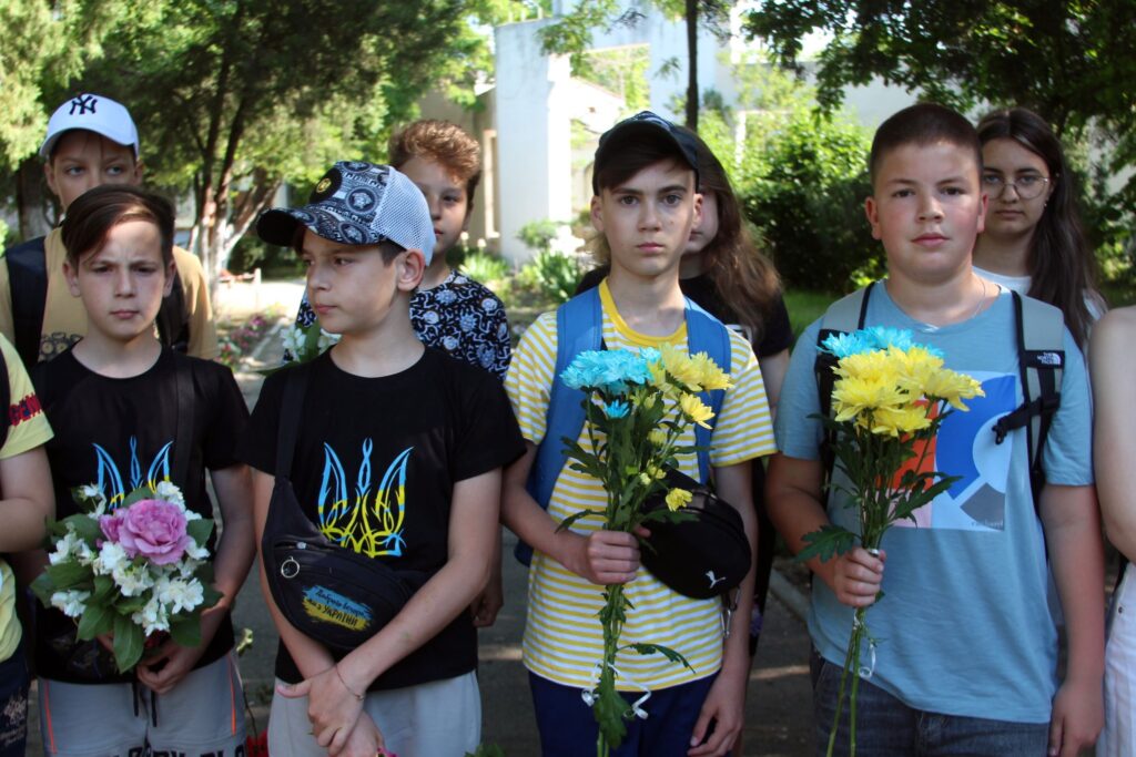 У Білгороді-Дністровському вшанували пам’ять дітей, чиє життя забрала війна
