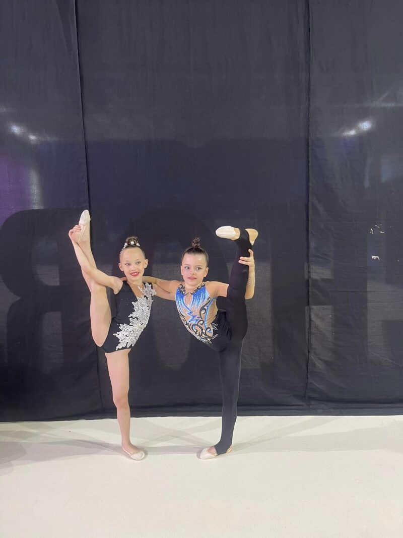 Семилетняя девочка, потерявшая в прошлом году ногу в результате ракетного удара по Заливу, заняла I место в соревнованиях по художественной гимнастике.
