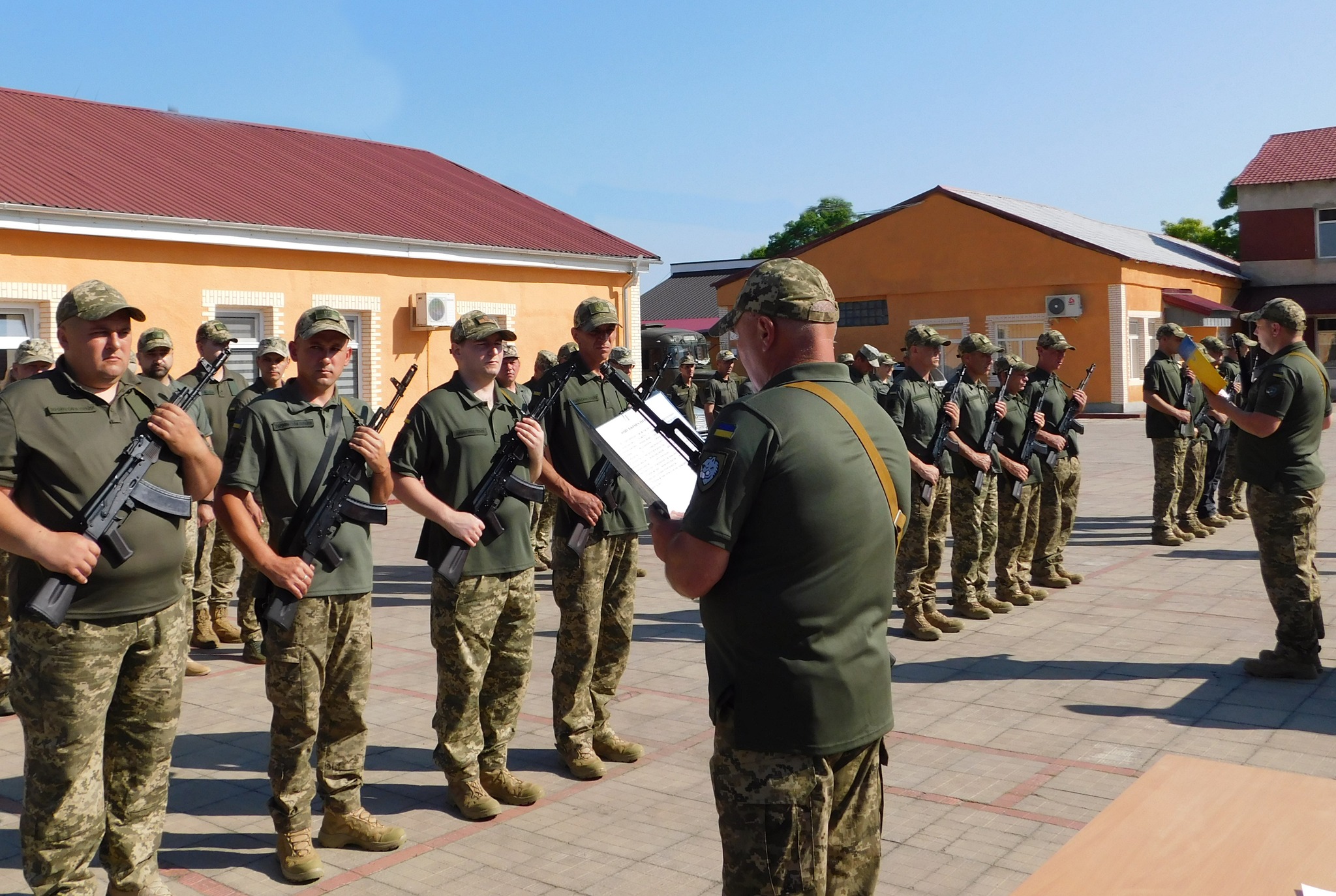 Пишаємося чоловіками Бессарабії: у найскладніші часи на захист України - військовослужбовці урочисто прийняли Присягу