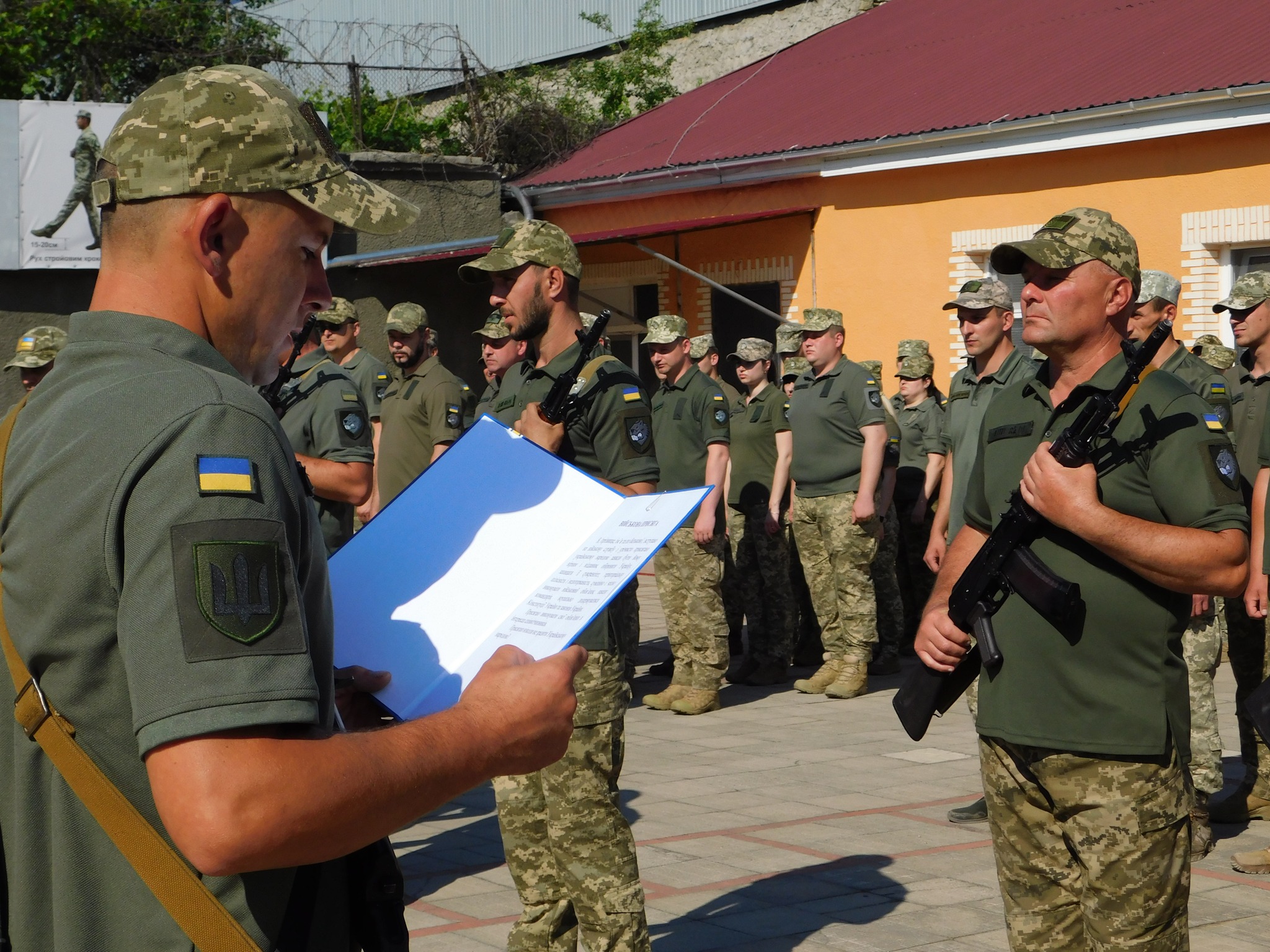 Пишаємося чоловіками Бессарабії: у найскладніші часи на захист України - військовослужбовці урочисто прийняли Присягу