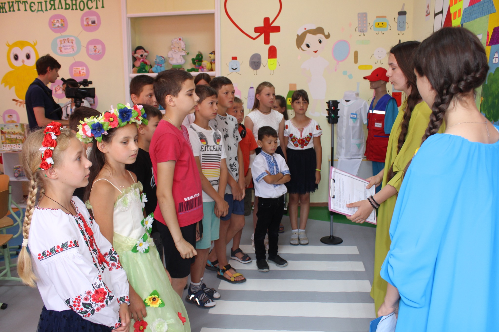 С песнями, плясками и театральным действом открыли очередной «Класс безопасности» в Сафьяновской общине.