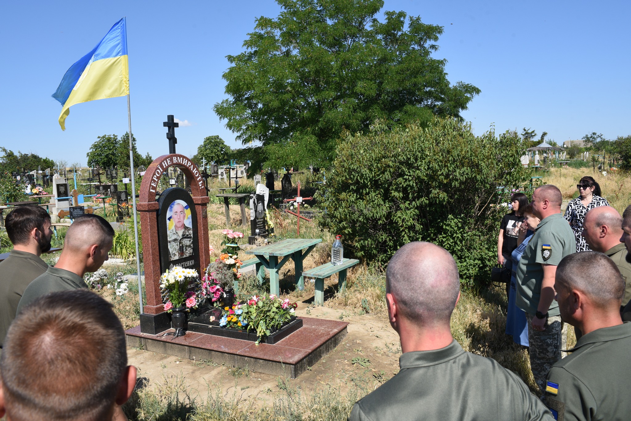 У Мологівській громаді вшанували свого Героя Петра Форостенка та відкрили меморіальну дошку на його честь