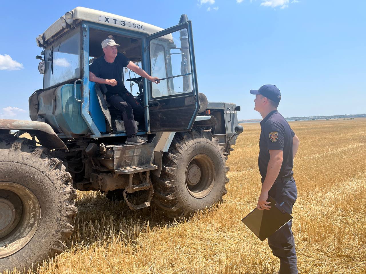 В Саф'янській громаді одне з фермерських господарств в сезон спеки працює з порушенням правил пожежної безпеки