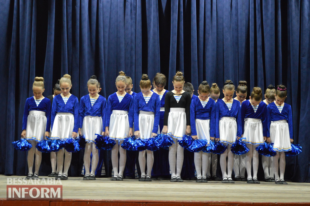 Горді, що наші: в Кілії відбувся звітний концерт хореографічного відділення Школи мистецтв  - ФОТОРЕПОРТАЖ