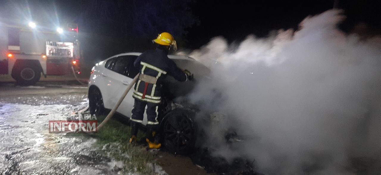 В Рені місцевому підприємцю спалили автомобіль вартістю майже в 100 тисяч доларів