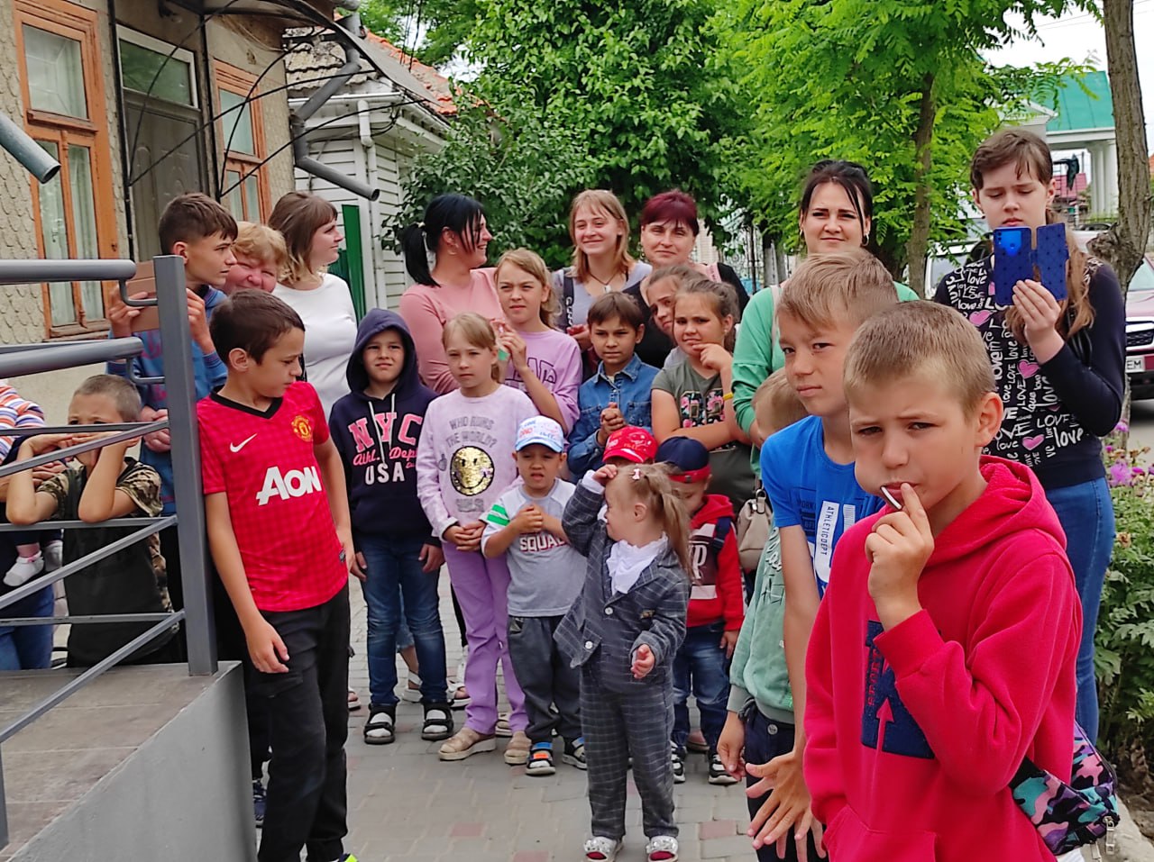 У Вилківській громаді в один день відкрились одразу три бібліохаби