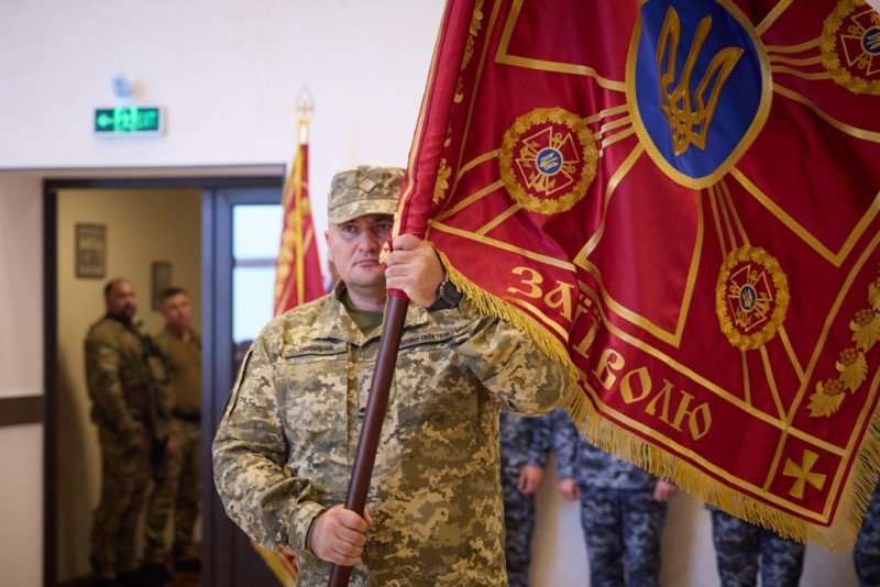 "Ворог точно не диктуватиме умов у Чорному морі": Зеленський в Одесі привітав воїнів Військово-Морських сил