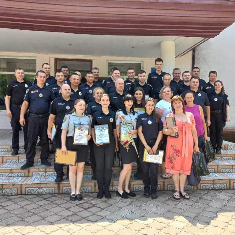 Защитники правопорядка: в Бессарабии сегодня поздравляли работников Национальной полиции с профессиональным праздником