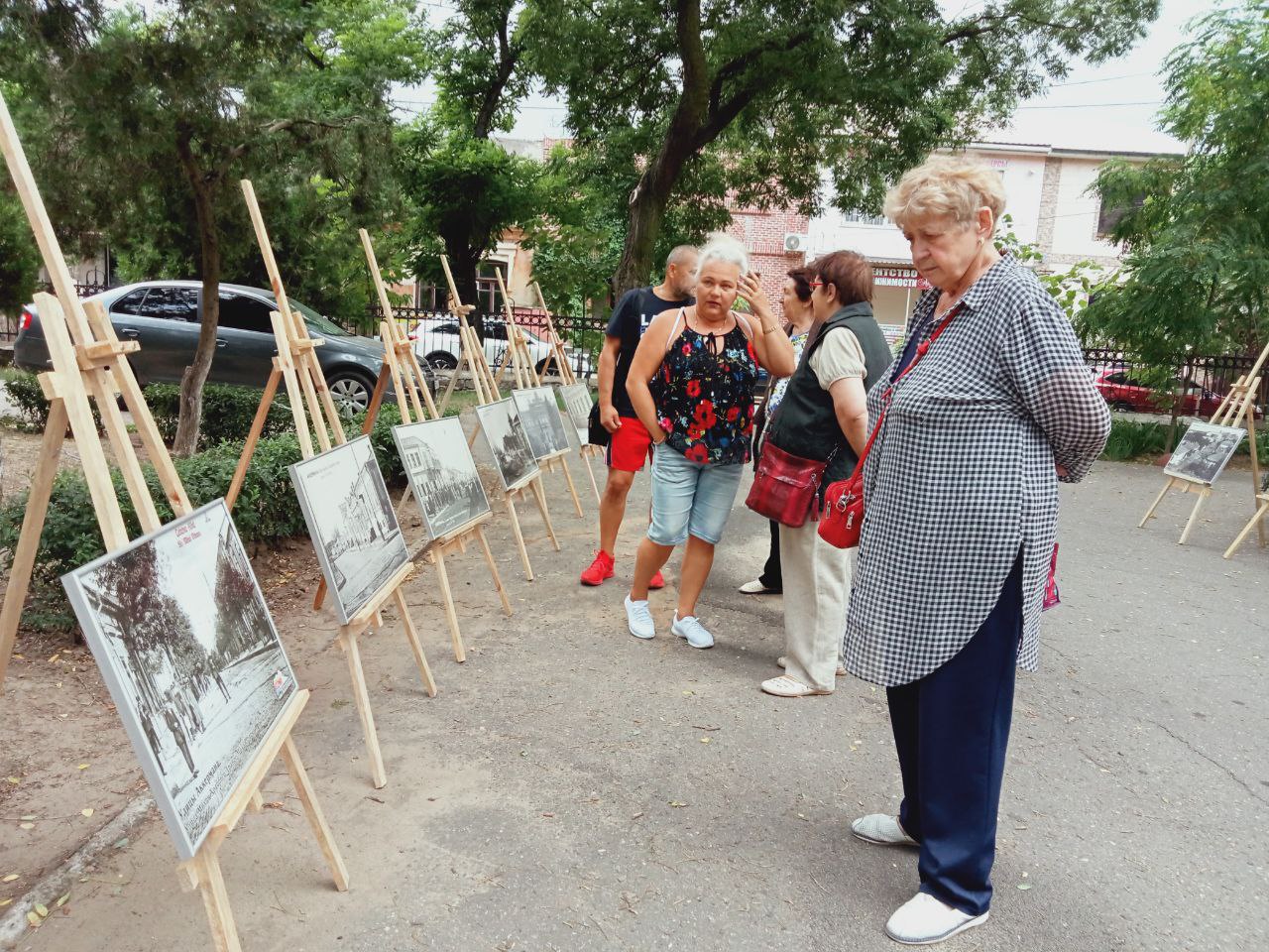 Мгновения из прошлого Белгорода-Днестровского: в Михайловском сквере прошла выставка «Старый Аккерман»