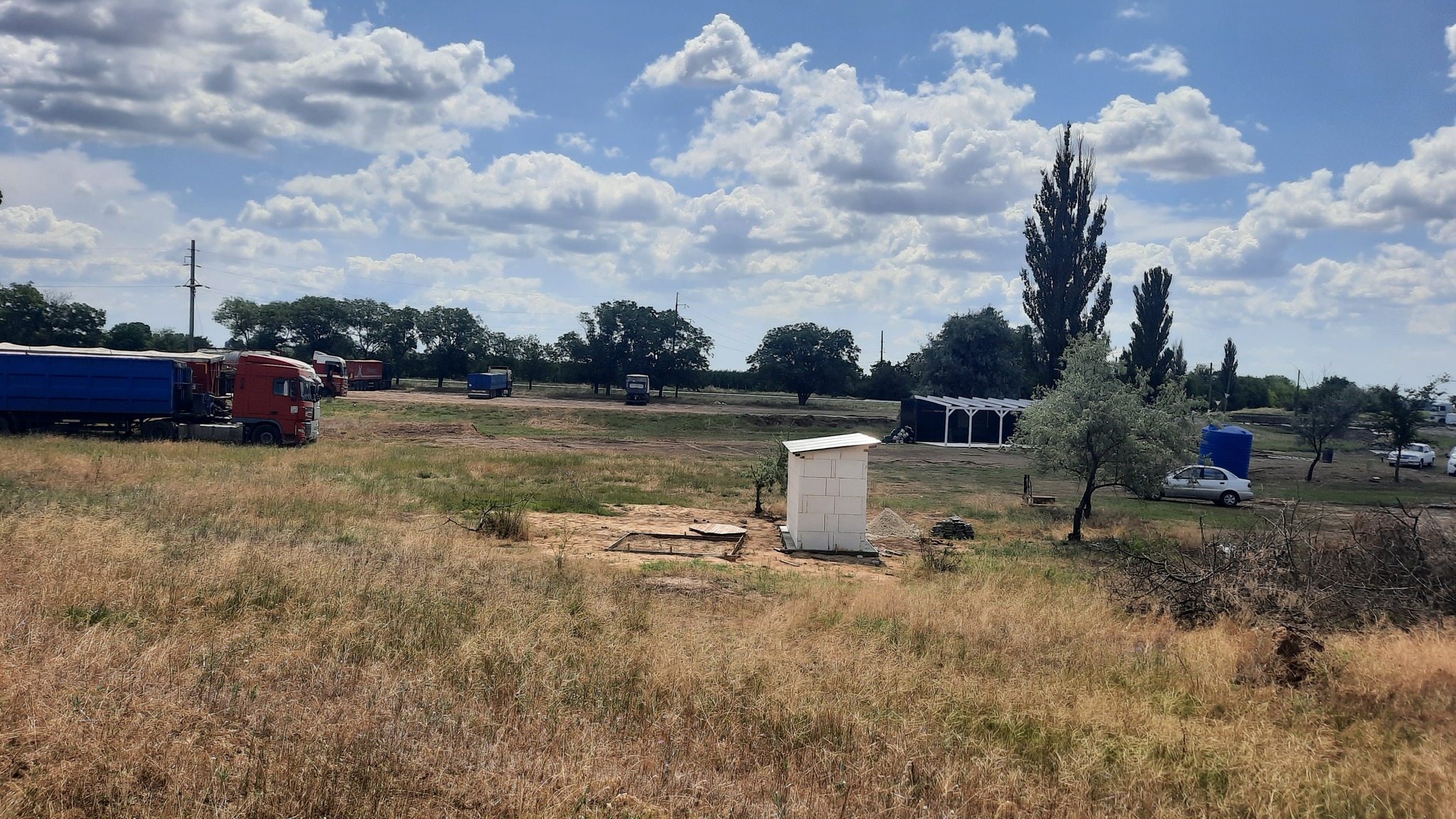 Біля Дмитрівського водосховища зафіксували порушення водного законодавства: екологічна інспекція звернулась до поліції