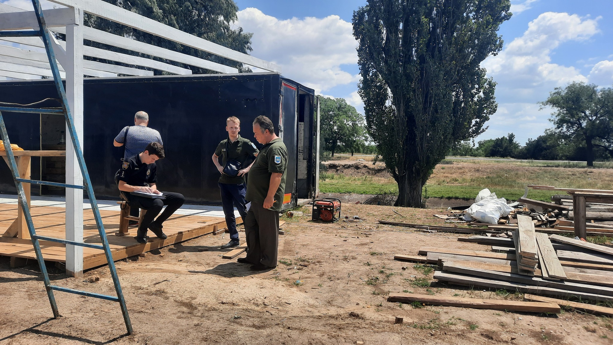 Біля Дмитрівського водосховища зафіксували порушення водного законодавства: екологічна інспекція звернулась до поліції