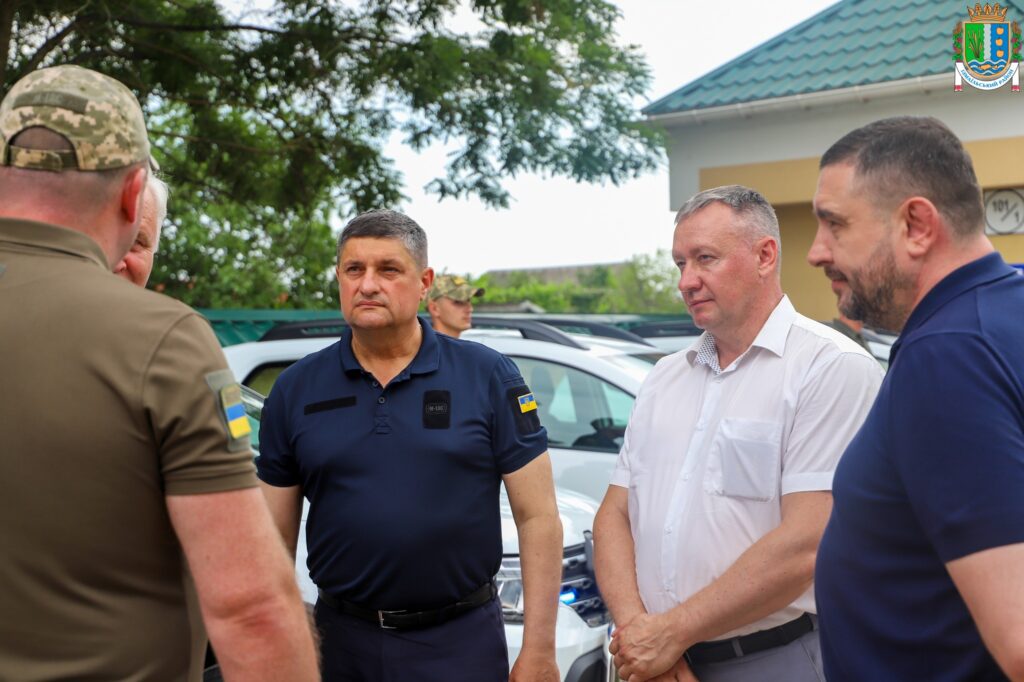 Ізмаїльським прикордонникам передали п'ять автомобілів підвищеної прохідності Renault Duster