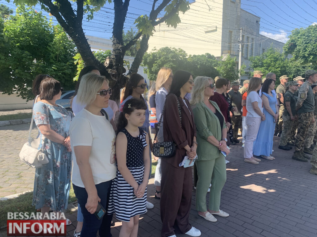 До свята воїнів трьох стихій: над Білгородом-Дністровським замайорів прапор Військово-Морських Сил України