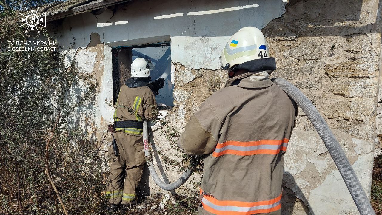 У Білгород-Дністровському районі горіло сіносховище