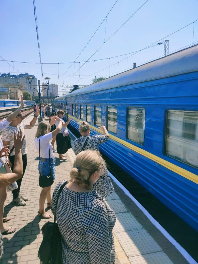 П'ятдесят дітей пільгових категорій з Одеської області поїхали на відпочинок до Угорщини