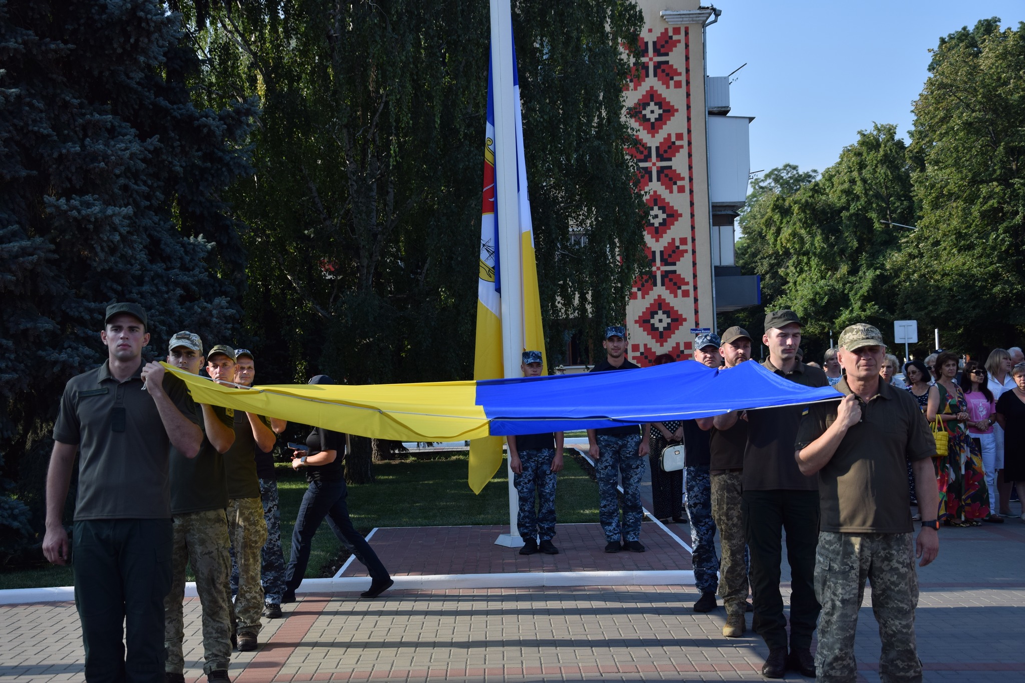 В Ізмаїльському прикордонному загоні відзначили державні свята: кращим прикордонникам вручили відомчі нагороди