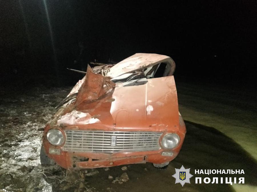 Смертельна аварія в Татарбунарській громаді: автомобіль впав у озеро