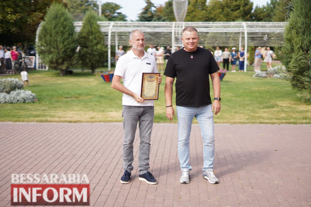 На головній площі Білгорода-Дністровського відбулися урочистості з нагоди Дня Незалежності України - кого відзначили нагородами до свята