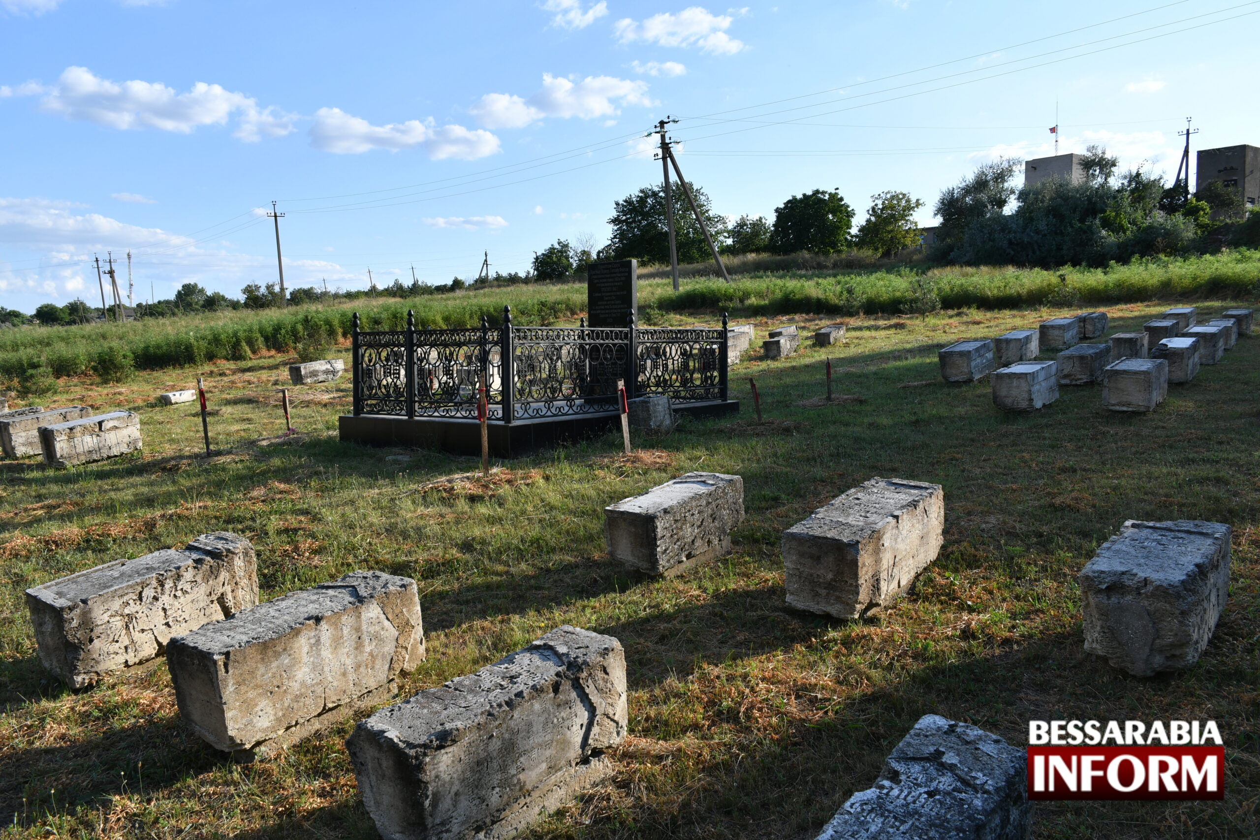 Лютеранское кладбище в Сарате – уникальное место в Одесской области: созданное немцами, разрушенное коммунистами, восстановленное украинцами