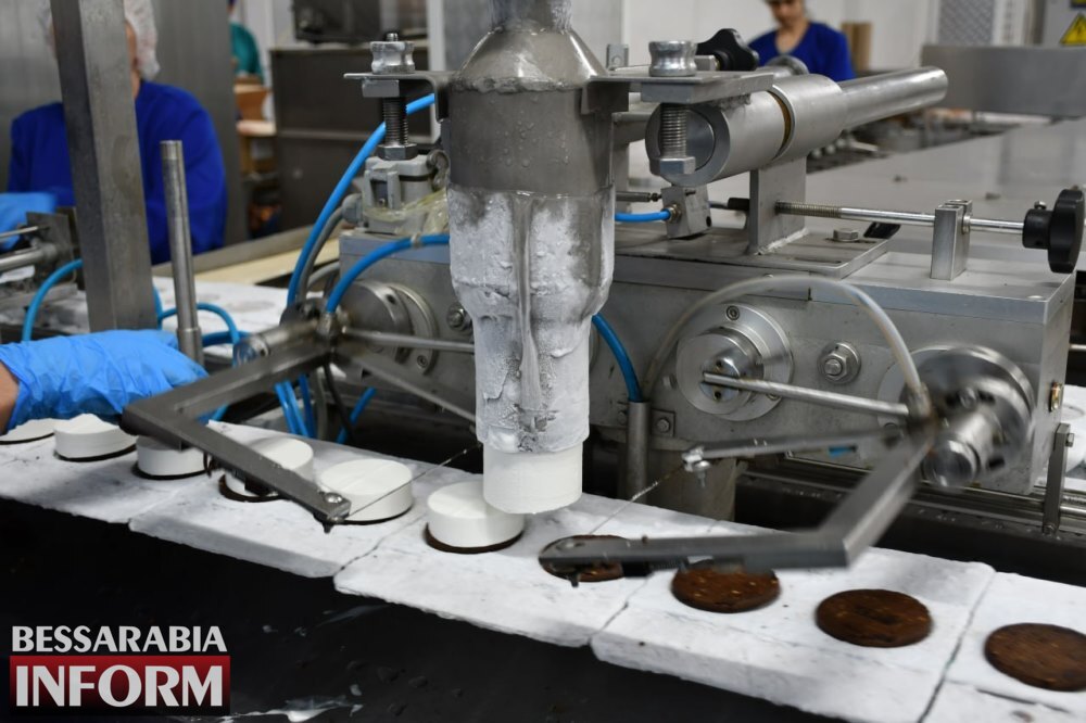Зроблено в Ізмаїлі: ексклюзивний репортаж з фабрики морозива, яка виготовляє найулюбленіший літній десерт для всієї країни і навіть для Європи