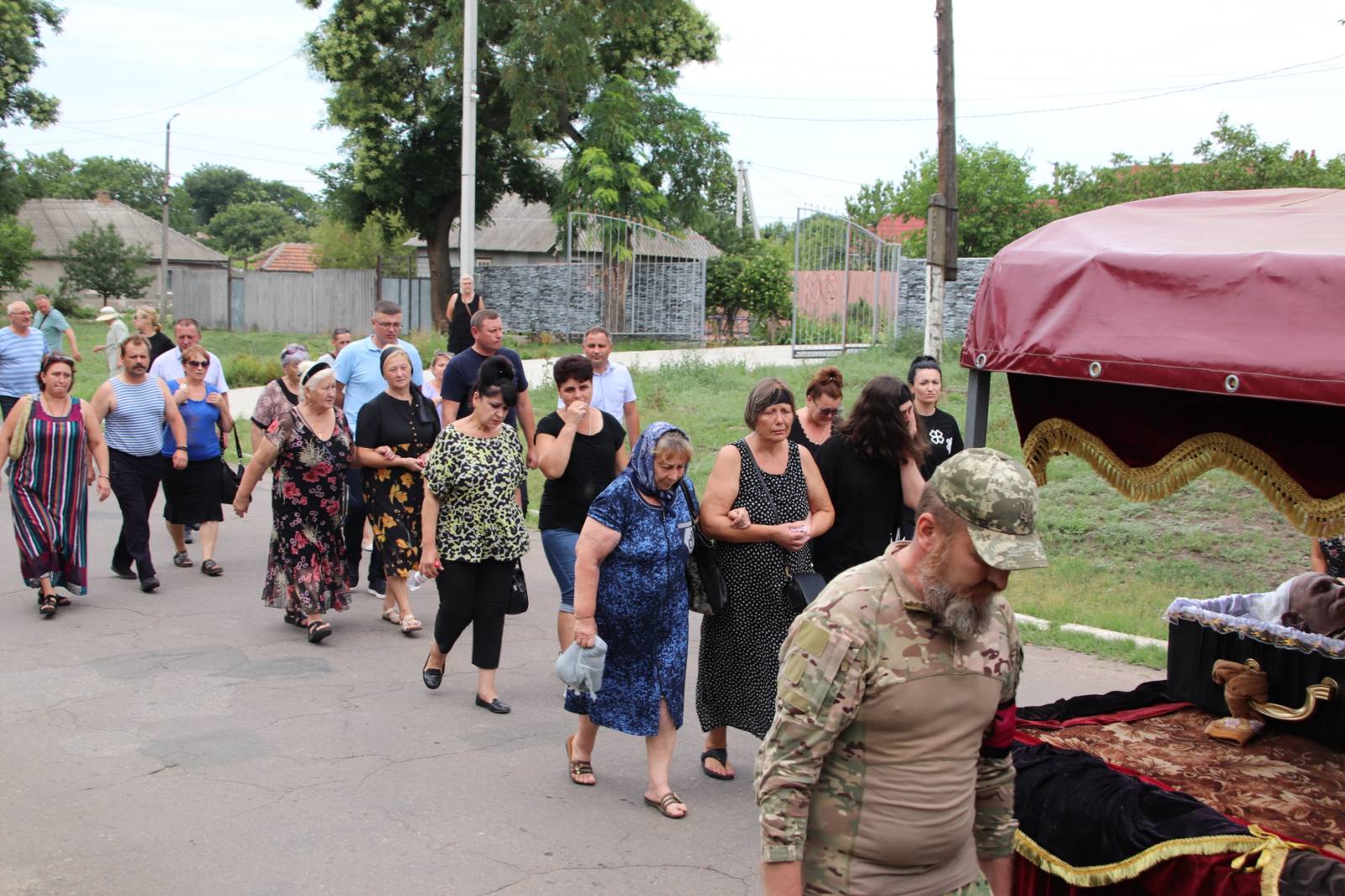 Спи спокійно, Солдате: в Болграді з воїнськими почестями поховали Захисника Сергія Куліша