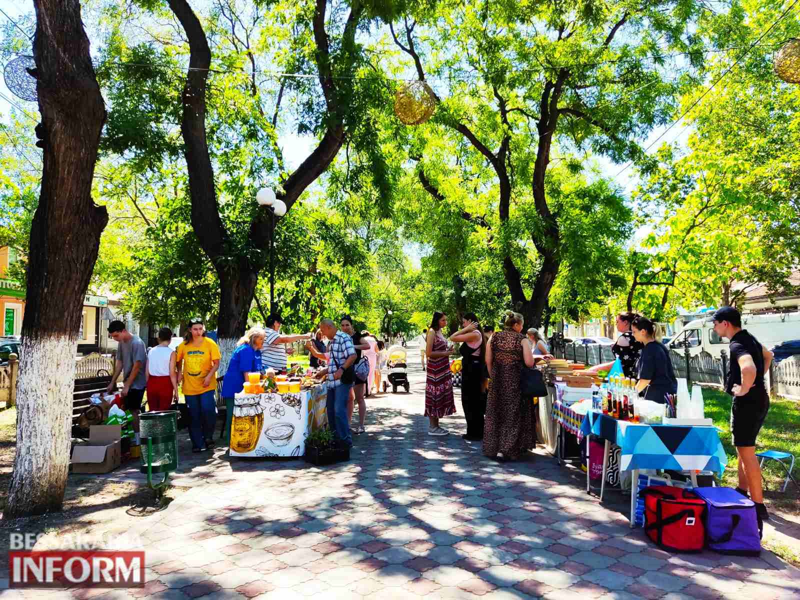 Ще майже 13 тисяч гривень для Перемоги: в Болграді вдруге відбувся благодійний гаражний розпродаж