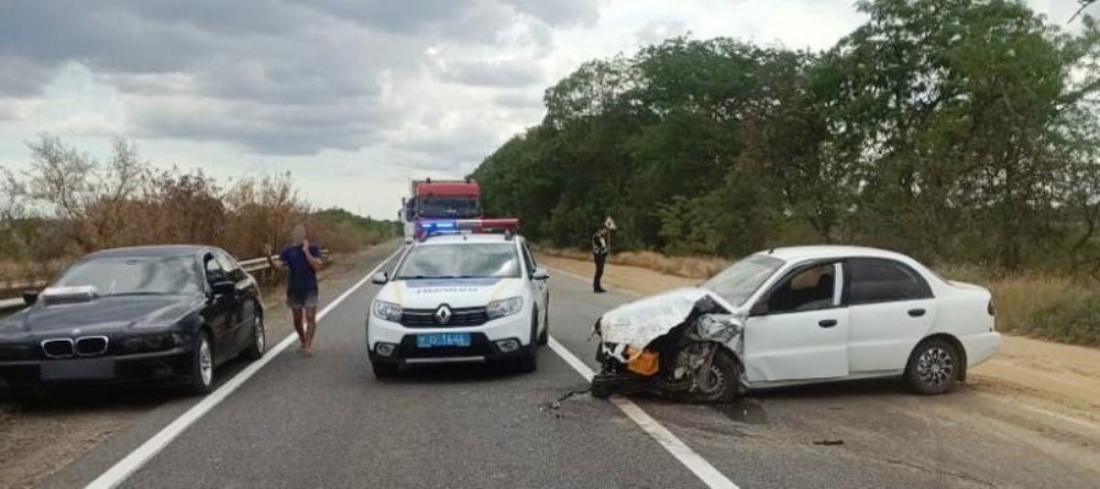 Автопригода з постраждалими на трасі Одеса-Рені: винуватець аварії був без водійських прав та з 12-кратним перевищенням норми алкоголю